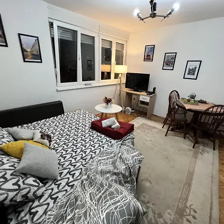 Apartman Centar, * Zenica